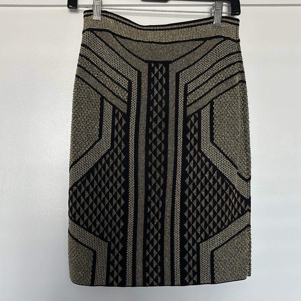 Beautiful skirt for office or night out